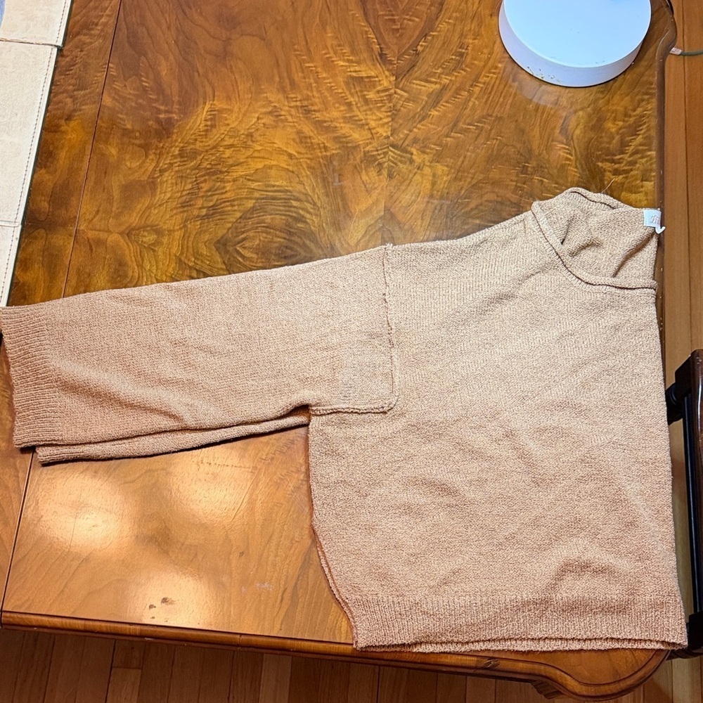 Listicle | Tan | Boucle Knit | Sweater | Pocket Detail | Large | Excellent - Picture 2 of 5